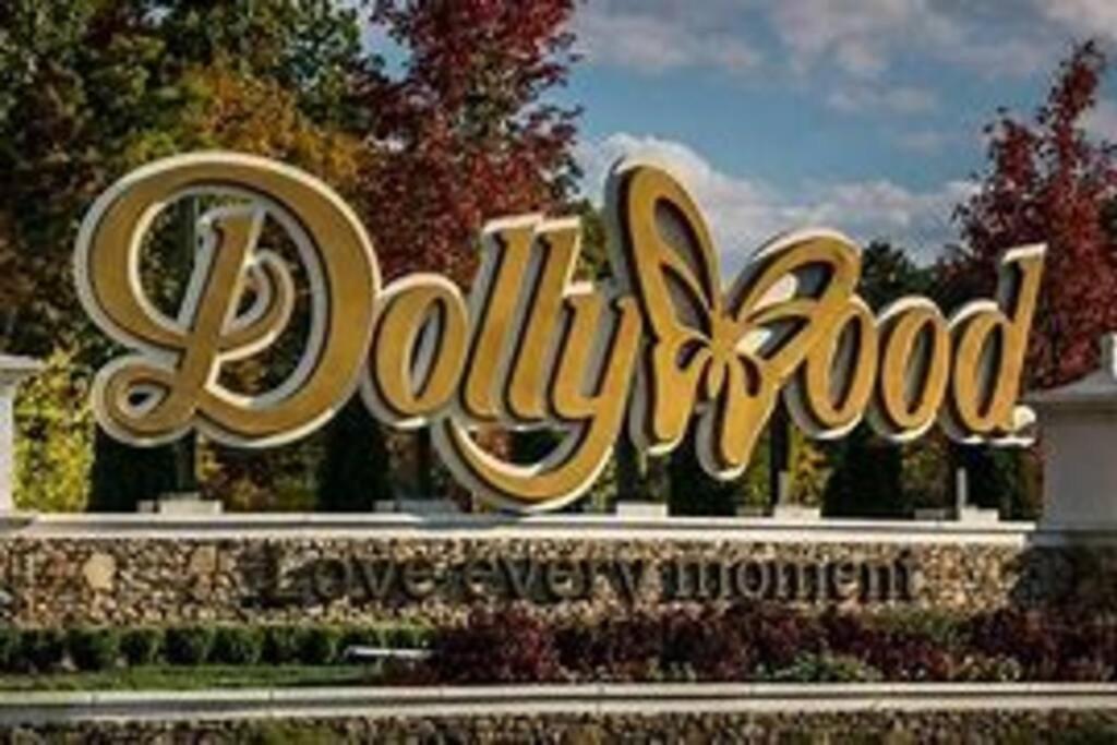 1 Mi To Dollywood Mins To All Attractions & Gsmnp Sevierville Bagian luar foto